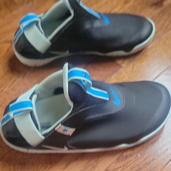 Nike Zoom Pulse Shoes - Picture 5 of 10